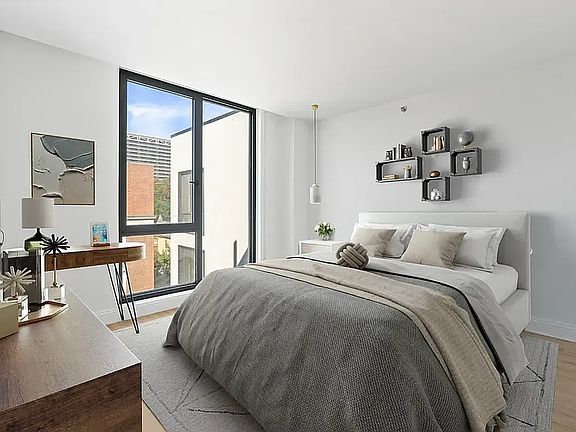 4th image of 300 W 136th St #4B
