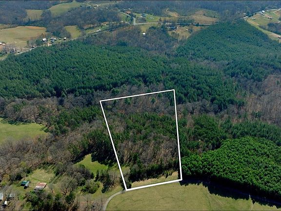 2nd image of 1019-3 George Rd Lot 3