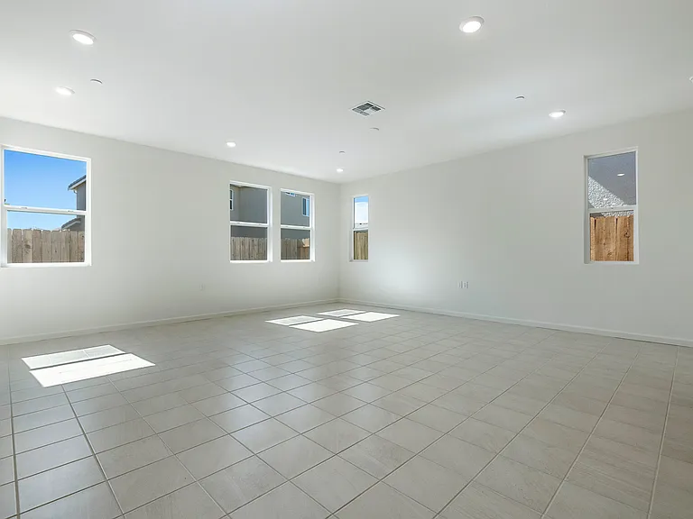6547 E Madison Ave — Photo 7
