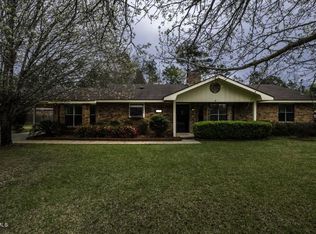 114 Driftwood Rd, Carriere, MS 39426