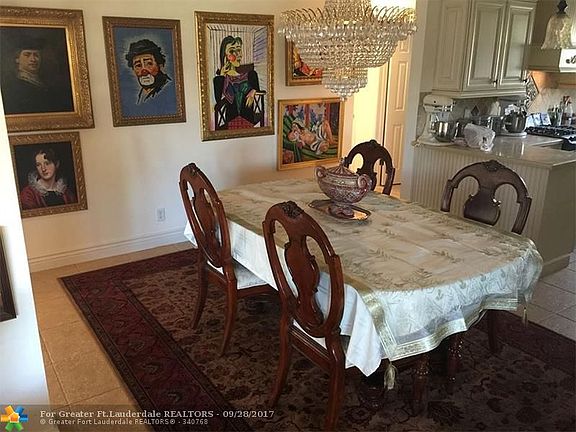 4th image of 1510 NE 40th Pl