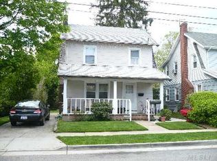 109 Brown Ave, Hempstead, NY 11550