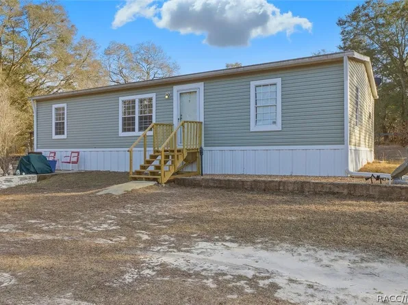 8645 N Ural Point, Dunnellon, FL 34433