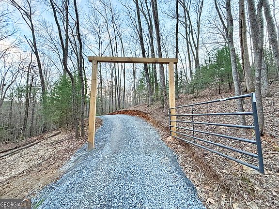 5th image of 2372 Humphrey Mill Rd