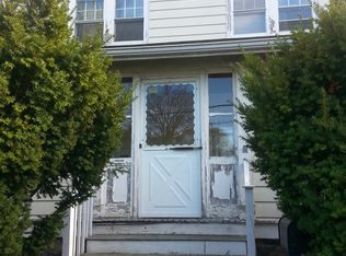 102 Pine St, Greenwich, CT 06830