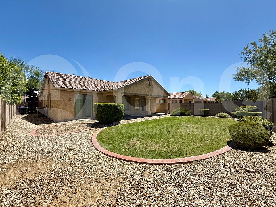 1st image of 3831 E Zion Pl