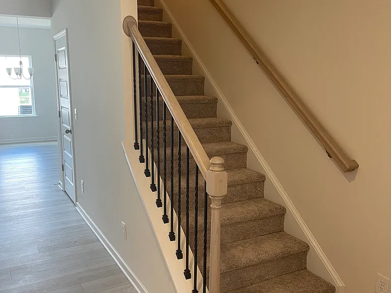 322 Skye Ln — Photo 7