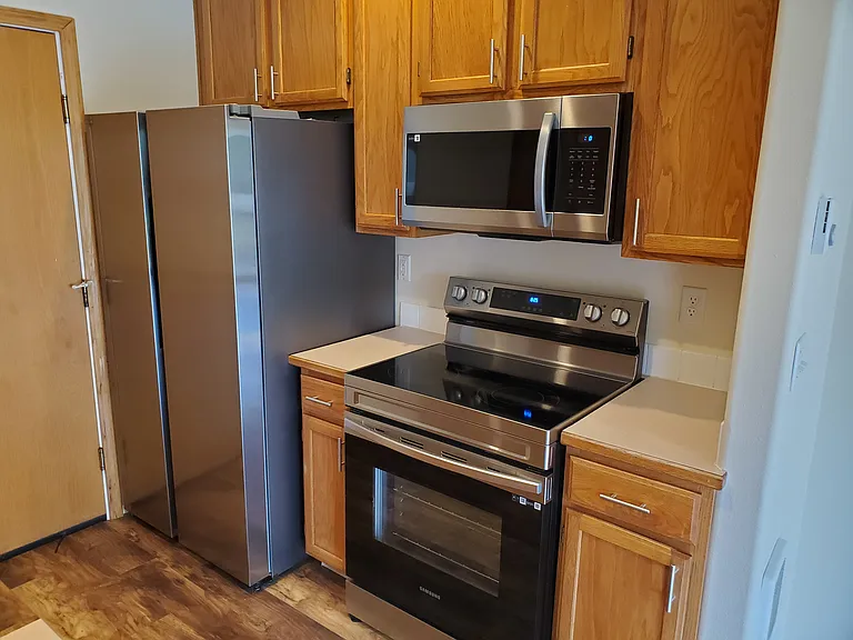 4131 Forsythia St — Photo 4