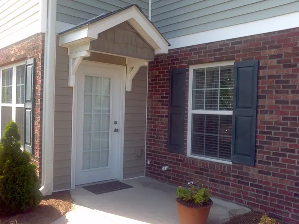 1625-104 Cherry Blossom Ln, Winston Salem, NC 27127