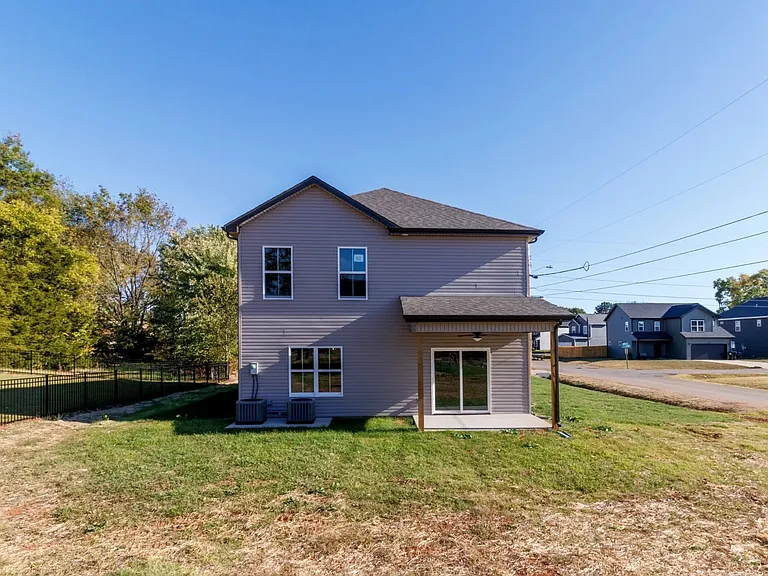 205 Notgrass Rd — Photo 10