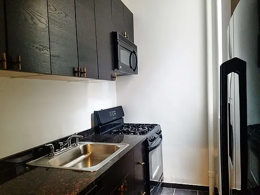 Rented by Julianna Realty Corp | media 12