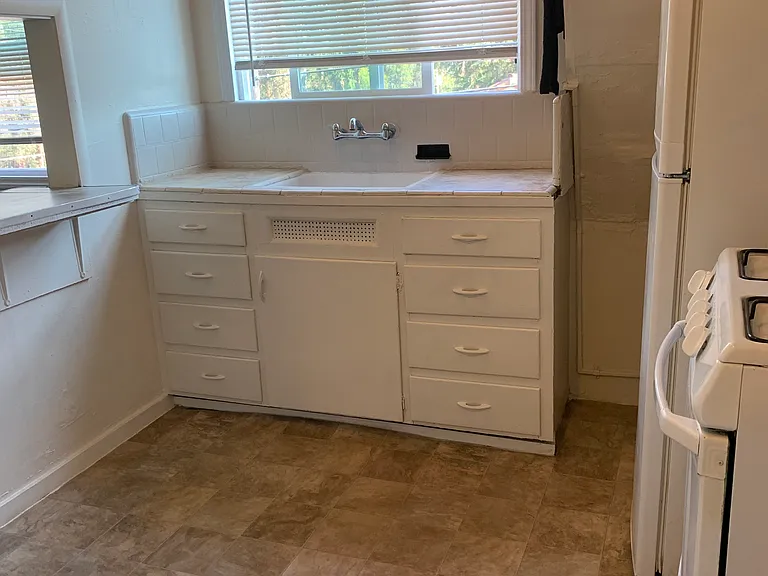 5419 Macarthur Blvd — Photo 4