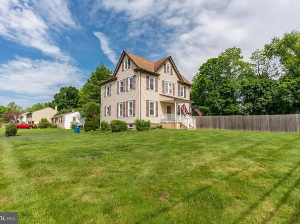 411 N Spring Garden St, Ambler, PA 19002
