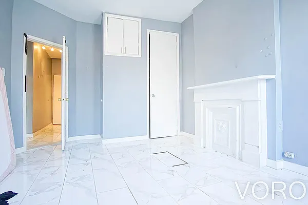 Rented by Voro New York | media 7