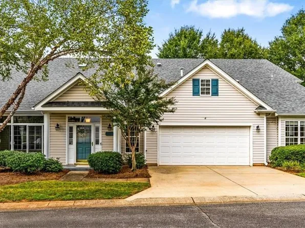 7 Patrick Henry Way, Greensboro, NC 27410