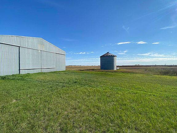 8296 109th St NW, Flaxton, ND 58737 | MLS #231684 | Zillow