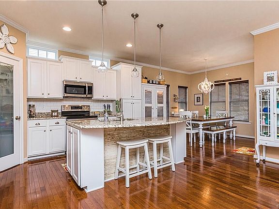 4th image of 9042 Brevet Ln