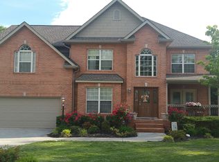 1311 Pershing Hill Ln, Knoxville, TN 37919