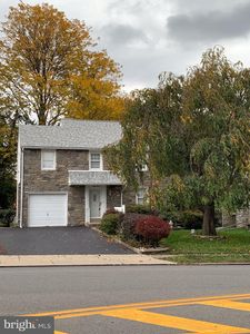 37 W Woodland Ave, Springfield, PA, 19064