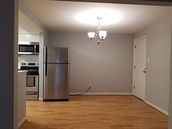 4th image of 1007 8th Ave APT 7