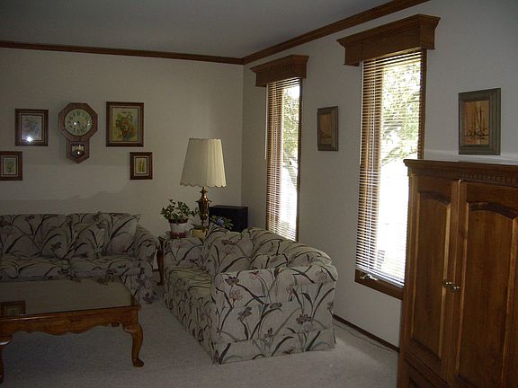 Formal living room.2