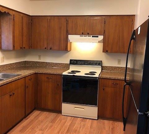 3rd image of 1139 SE Baseline St APT 5
