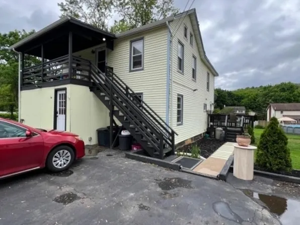 54 Henry St, Oxford Twp., NJ 07863