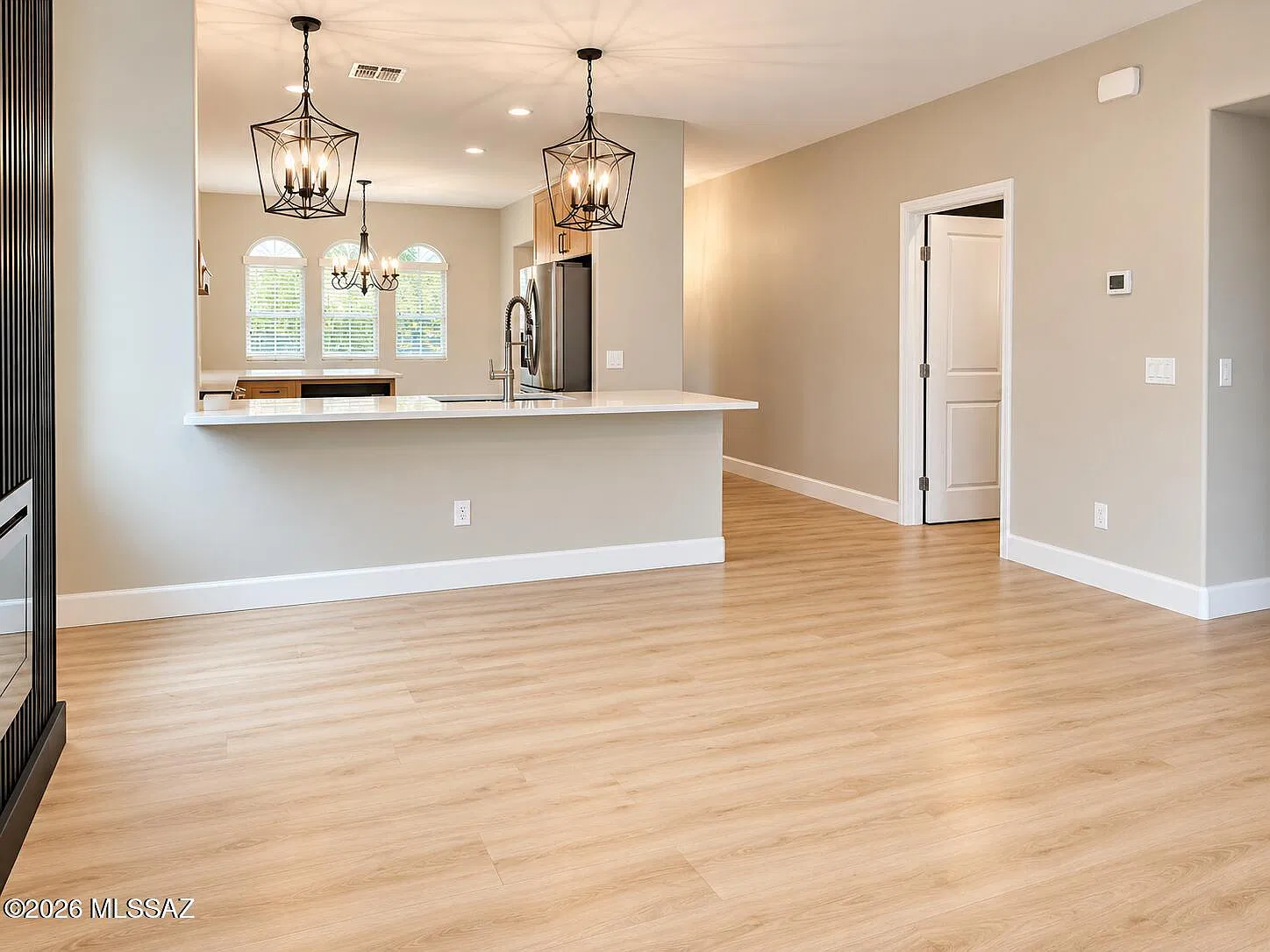 4 bed, 2.0 bath, 1844 sqft, $2,400 — Photo 3