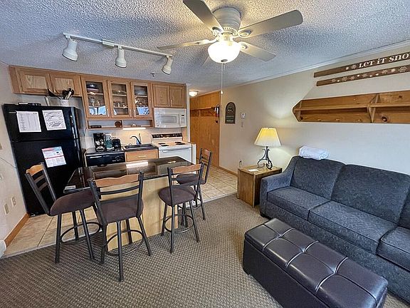 2nd image of 75 Mountain Lodge Ln #140