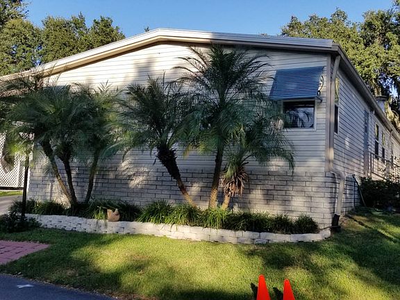3rd image of 10203 Oak Forest Dr