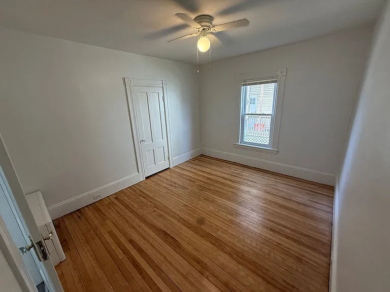344 Dubuque St — Photo 16