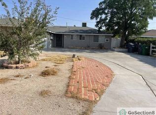 1253 E Avenue R5, Palmdale, CA 93550