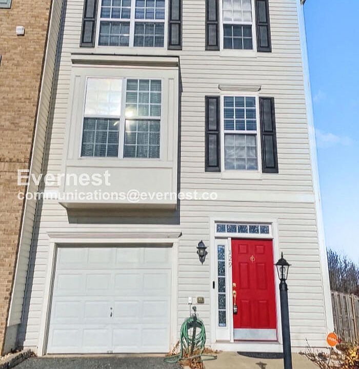 1st image of 129 Macon Dr