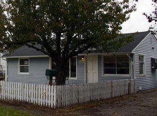 834 NE 188th St, Seattle, WA 98155