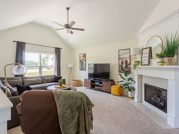 4th image of 8143 Ashby Gap Way #227