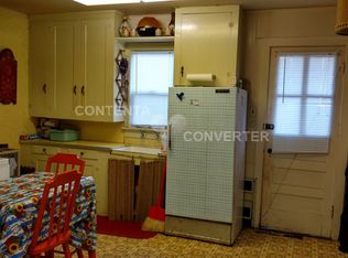 314 4th Ave #4, Seaside, OR 97138