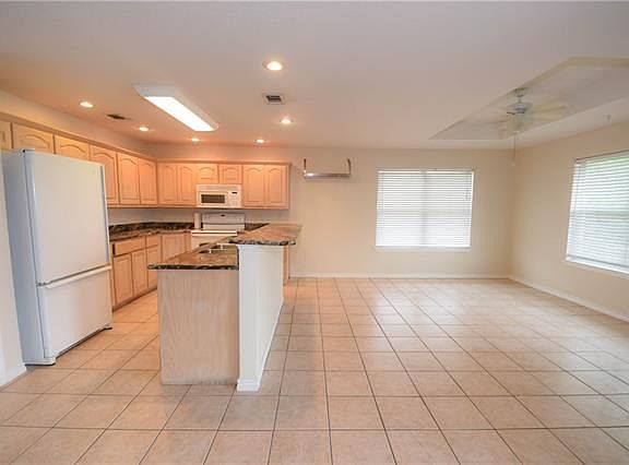 3rd image of 2018 Cordova Cir