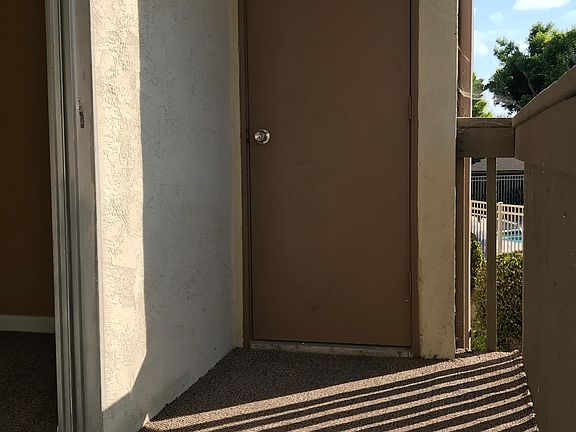 2nd image of 432 Edgehill Ln Unit 198