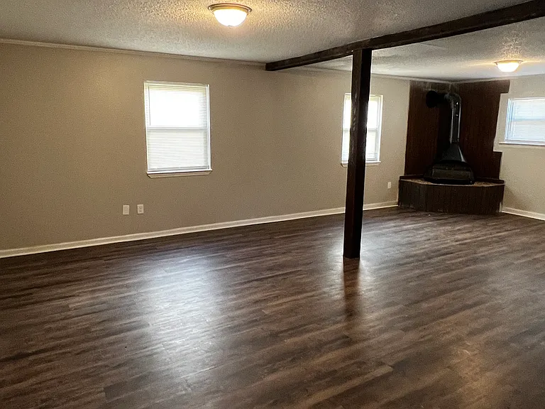 8803 Patricia Lynn Ln — Photo 2