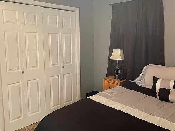4th image of 506 SE Llewellyn Ave