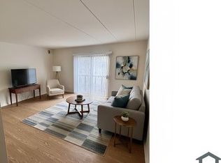 5330 E St SE #6, Washington, DC 20019