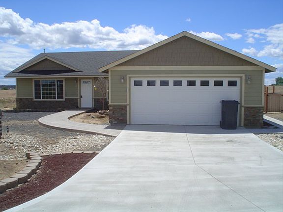 2nd image of 28 Sunwest Dr