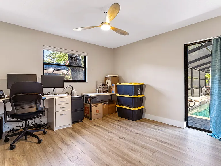 2757 Country Woods Ln — Photo 16