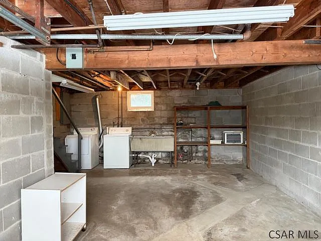 927 East Ave — Photo 13
