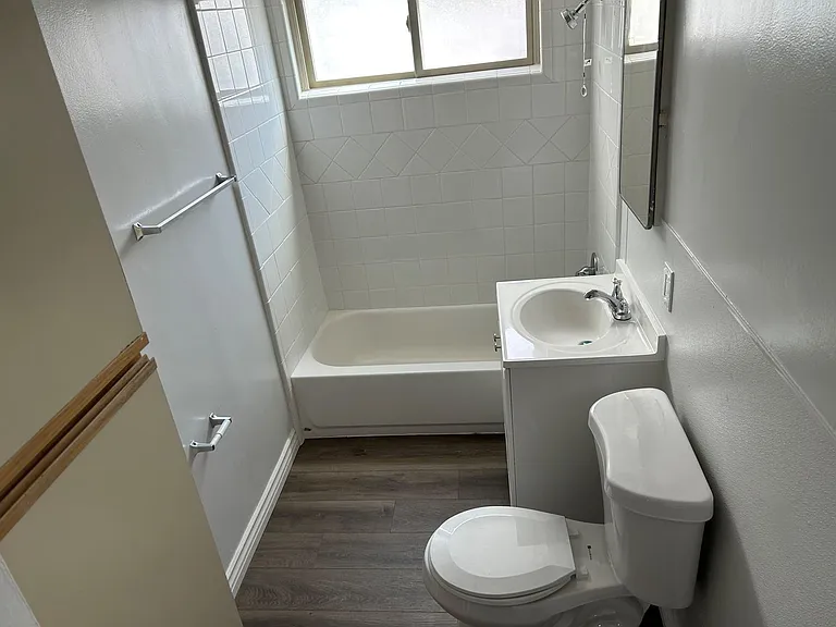 838 N Azusa Ave #7 — Photo 8