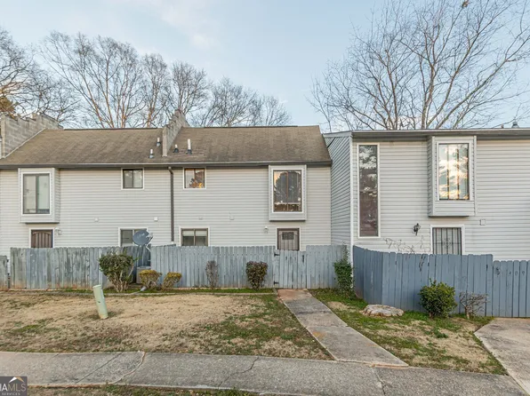 311 Country Club Dr, Jonesboro, GA 30238
