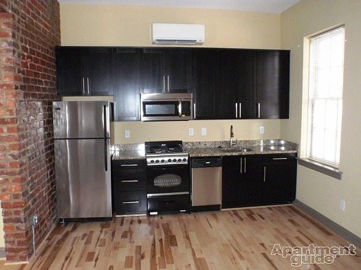 3rd image of 1321 McDonough St #A