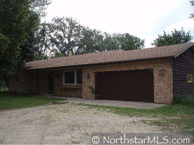 1st image of 14997 Fischer Avenue