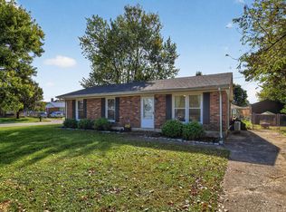 199 Dunroven Dr, Versailles, KY 40383