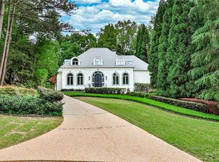 110 Lameloise Ln, Sandy Springs, GA 30327